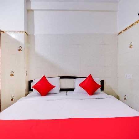 OYO spot on 63027 Slv Residency Hotell Tirupati Eksteriør bilde