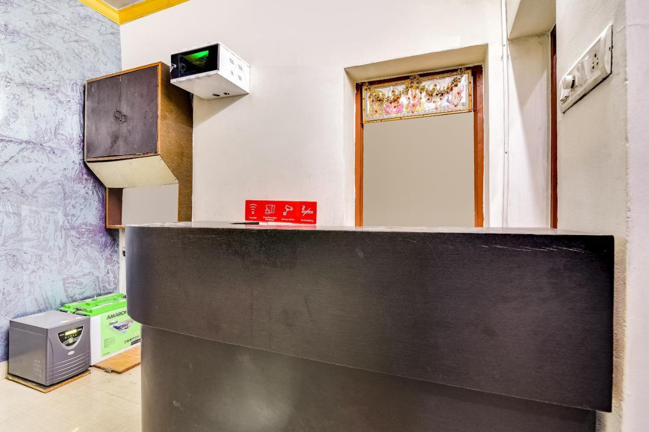 OYO spot on 63027 Slv Residency Hotell Tirupati Eksteriør bilde